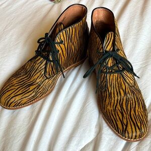 Leather Ankle Booties Animal Print Size 8 EUC leopard tiger Boots Wedge COMFY